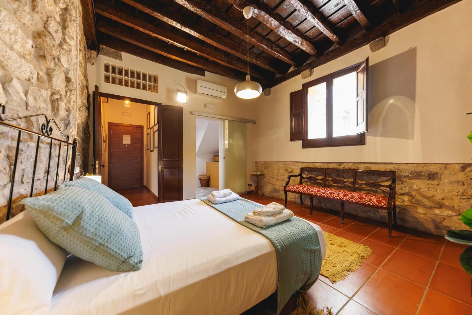 Bravissimo Girona 1593, Medieval Charm Bagian luar foto